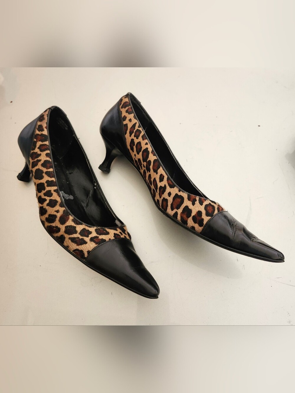 Casual Corner Leopard Print Pointed-Toe Kitten Heels